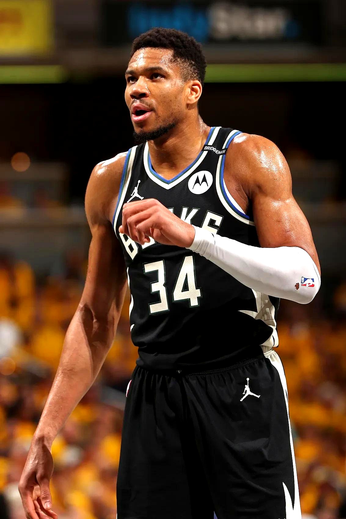 关于字母哥重要时刻表现优异，公牛带队取胜！的信息-爱游戏